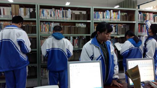 中專校區(qū)圖書(shū)館舊貌換新顏