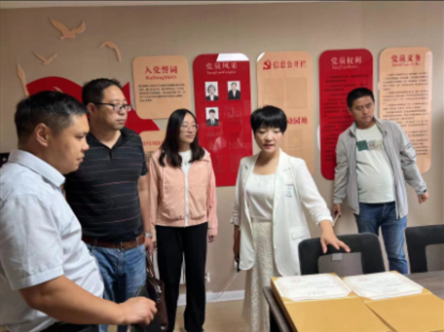 鮑宜周帶隊調(diào)研經(jīng)貿(mào)學(xué)院校企合作實習(xí)就業(yè)企業(yè)